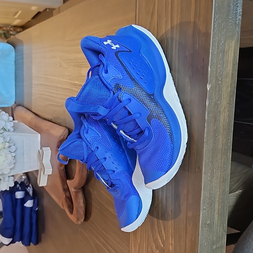 Under Armour Grade School Jet